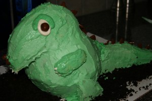 The cartoonish dinosaur cake The cartoonish dinosaur cake